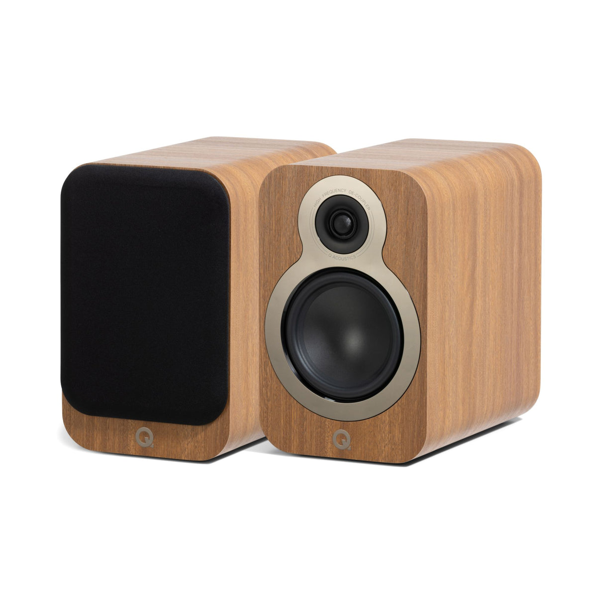 Q Acoustics 3030c Pin Oak Pair of Bookshelf spearkers - Oak