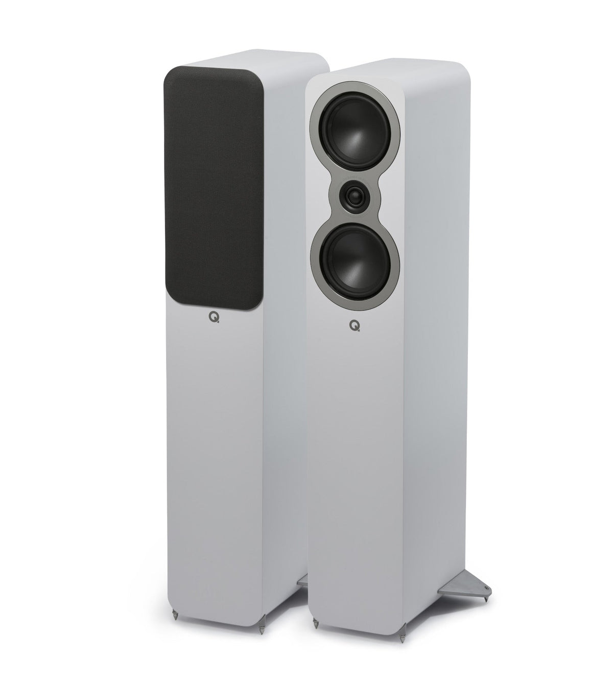 Q Acoustics 3040c Pair of Compact Floorstanding speakers in white