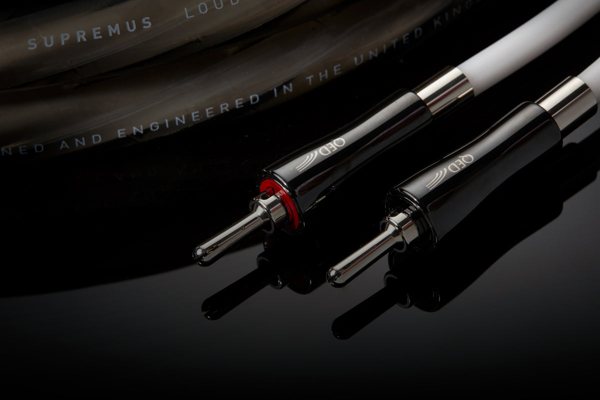 QED Supremus cable Zirconia airloc plugs